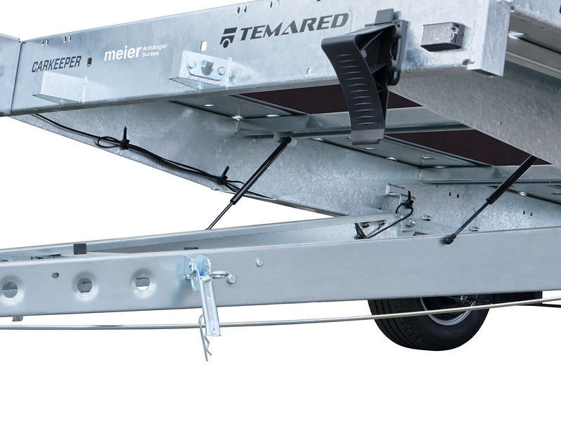 Remorque porte-véhicules Temared type CARKEEPER, simple essieu, inclinable avec rampes d'accès et rails de support